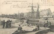 56 Morbihan / CPA FRANCE 56 " Lorient, cours des quais et bassin du commerce"