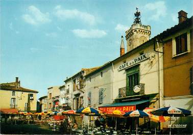 / CPSM FRANCE 34 "Vias sur Mer, place du 14 juillet"