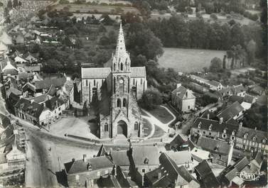 / CPSM FRANCE 35 "Combourg, l'église"