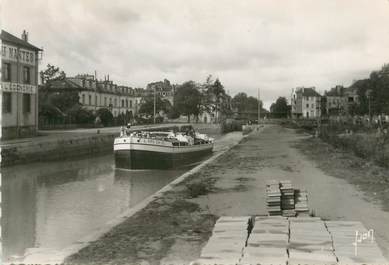 / CPSM FRANCE 35 "Redon, bords du canal" / PENICHE