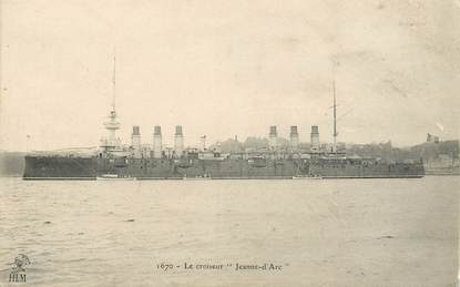 CPA MARINE MILITAIRE / BATEAU "Le Croiseur Jeanne d'Arc" / PUBLICITE BREST