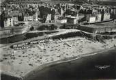 35 Ille Et Vilaine / CPSM FRANCE 35 "Saint Malo, plage de Bonsecours et les remparts"