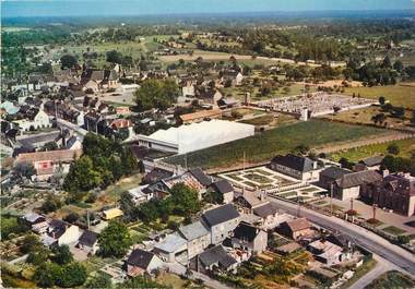 / CPSM FRANCE 35 "Saint Brice en Coglès, vue panoramique aérienne"