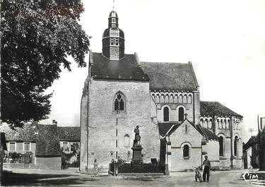 / CPSM FRANCE 36 "Saint Genou, église"