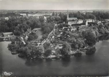 / CPSM FRANCE 37 'Château La Vallière, le lac et l'église"