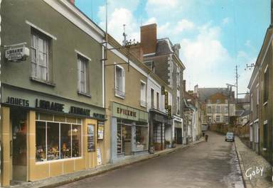 / CPSM FRANCE 37 "Sainte Maure de Touraine, rue du Docteur Patry, et le restaurant du Veau d'Or"