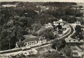 37 Indre Et Loire / CPSM FRANCE 37 "Vouvray, vue aérienne, relais du Crystal Vouvray"