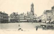 59 Nord / CPA FRANCE 59 "Cambrai, la place d'Armes et le Beffroi"