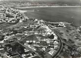 85 Vendee / CPSM FRANCE 85 "Croix de Vie, vue aérienne sur la côte et la corniche"