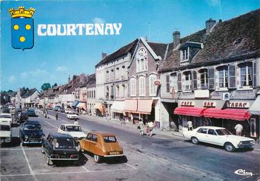 / CPSM FRANCE 45 "Courtenay, la place du marché"