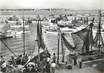 / CPSM FRANCE 17 "Royan, le  port" / BATEAU