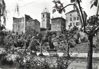 / CPSM FRANCE 06 "Saint Laurent du Var, le parc François Layet, l'église"