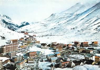 / CPSM FRANCE 38 "Les Deux Alpes, vue aérienne"