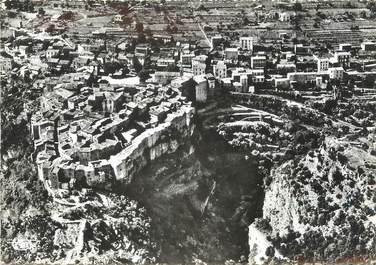 / CPSM FRANCE 06 "Tourrettes sur Loup, le village en Proue au bord de l'Abime"