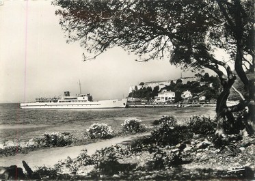 / CPSM FRANCE 06 "Cannes, ile Sainte Marguerite, échappée sur le fort"