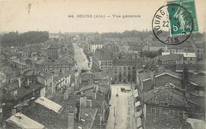 / CPA FRANCE 01 "Bourg, vue générale "