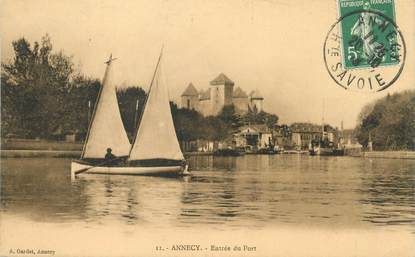 / CPA FRANCE 74 "Annecy, entrée du port "