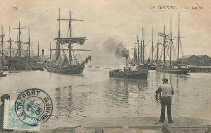 / CPA FRANCE 76 "le tréport, les bassins"