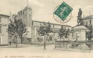 30 Gard / CPA FRANCE 30 "Aigues Mortes, la place Saint Louis"