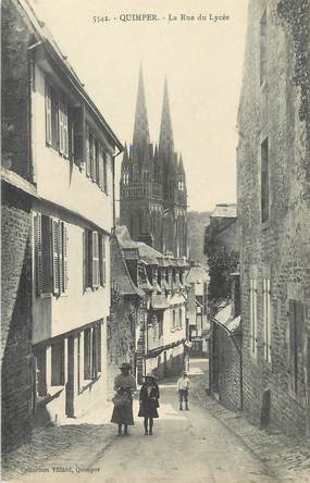 / CPA FRANCE 29 "Quimper, la rue du Lycée"