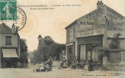 / CPA FRANCE 93 "Neuilly plaisance, carrefour du chien qui fume"'