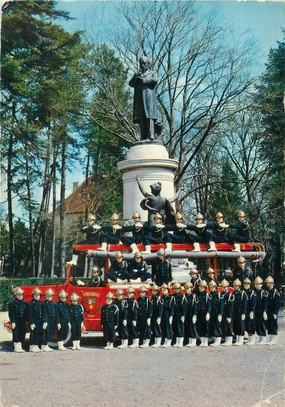 / CPSM FRANCE 39 "Dôle" / POMPIERS