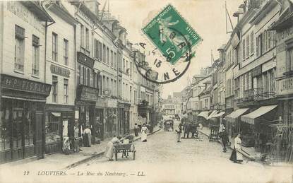 / CPA FRANCE 27 "Louviers, la rue du Neubourg"