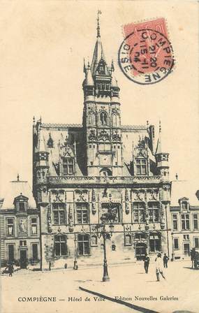 / CPA FRANCE 60 "Compiègne, hôtel de ville"