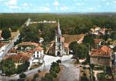 40 Lande / CPSM FRANCE 40 "Pissos, vue aérienne, la place de l'église"