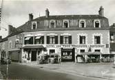 41 Loir Et Cher / CPSM FRANCE 41 "Cour Cheverny, hôtel des trois marchands"