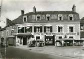 41 Loir Et Cher / CPSM FRANCE 41 "Cour Cheverny, hôtel des trois marchands"