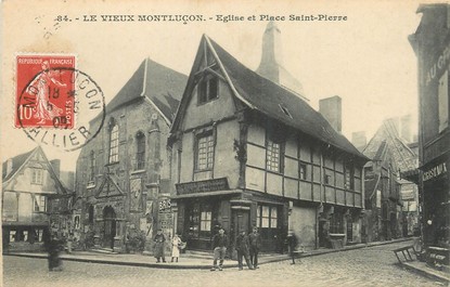 / CPA FRANCE 03 "Le Vieux Montluçon, église et place Saint Pierre"