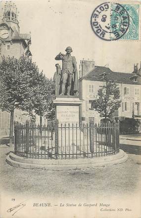 / CPA FRANCE 21 "Beaune, la statue de Gaspard Monge"
