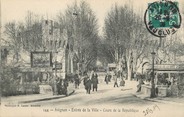 84 Vaucluse / CPA FRANCE 84 "Avignon, entrée de la ville, cours de la République"