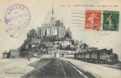 / CPA FRANCE 50 "Le Mont Saint Michel, la digue et le train"