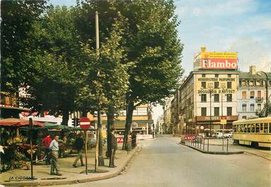 / CPSM FRANCE 42 "Saint Etienne, la place du peuple et le marché aux fleurs"