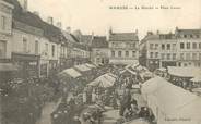72 Sarthe / CPA FRANCE 72 "Mamers, le marché, place Carnot"