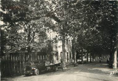 / CPSM FRANCE 43 "Vorey sur Arzon, hôtel de la gare et route du Puy"