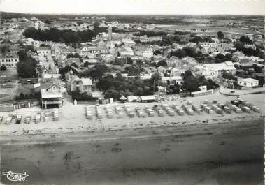 / CPSM FRANCE 44 "La Bernerie en Retz, la grande plage, vue aérienne"