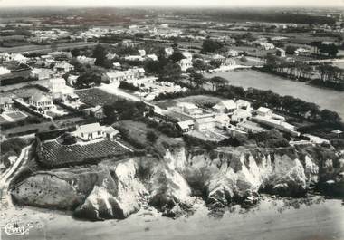 / CPSM FRANCE 44 "La Bernerie, Crèvecoeur, vue aérienne"