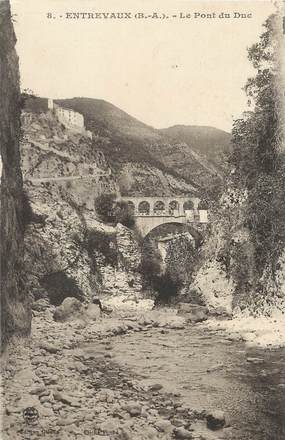 / CPA FRANCE 04 "Entrevaux, le pont du Duc"