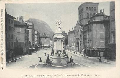 / CPA FRANCE 38 "Grenoble, place Notre Dame, cathédrale et monument du centenaire"