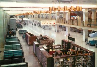 / CPSM FRANCE 94 "Aéroport de Paris Orly, la galerie marchande de l'Aérogare Sud"