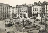 44 Loire Atlantique / CPSM FRANCE 44 "Nantes, la place Royale vers la rue Crébillon"