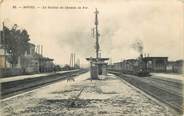 80 Somme CPA FRANCE 80 "Boves, la station de chemin de fer"