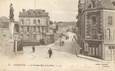 / CPA FRANCE 53 "Mayenne, la grande rue et le pont"