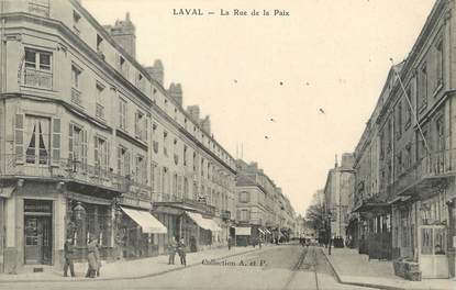 / CPA FRANCE 53 "Laval, la rue de la Paix"