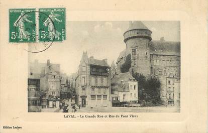/ CPA FRANCE 53 "Laval, la grande rue et rue du Pont Vieux"