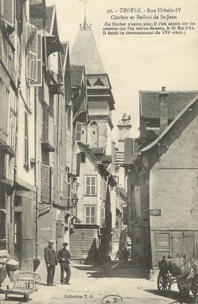 / CPA FRANCE 10 "Troyes, rue Urbain IV"