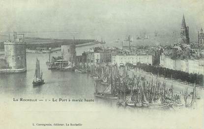 / CPA FRANCE 17 "La Rochelle, le port à marée haute"